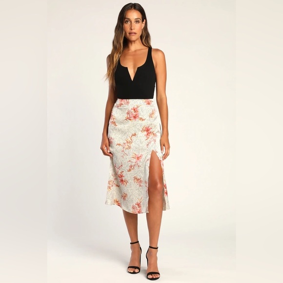 Sage The Label Daydreamer Cream Floral‎ Dot Print Slit Midi Skirt Size Medium - Picture 1 of 13